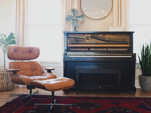 Éclairage économique pour un salon cosy