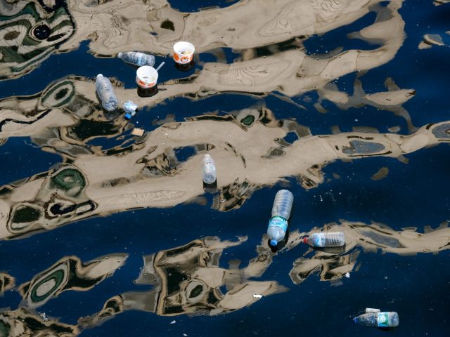 Nitrates dans l’eau potable en Bretagne : quels risques pour votre santé ?