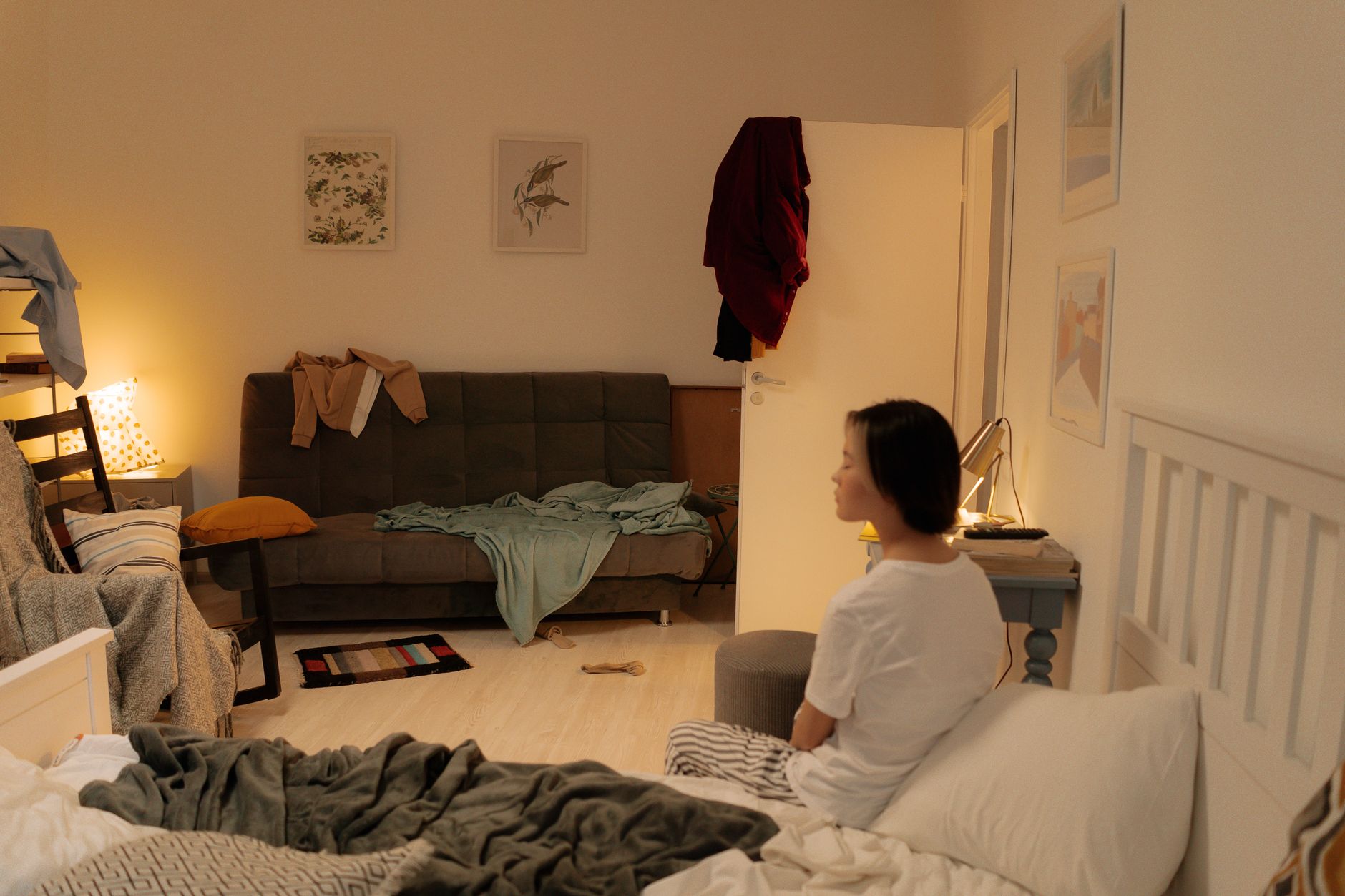 Éclairage économique pour un salon cosy