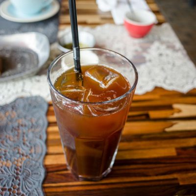 Boisson bien-être l’après-midi : le rituel sans sucre ajouté qui tient
