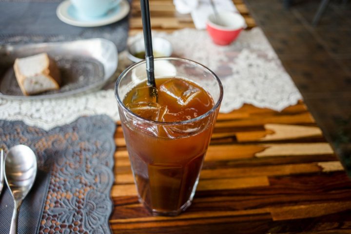 Boisson bien-être l’après-midi : le rituel sans sucre ajouté qui tient