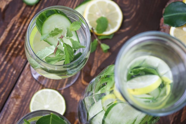 Boissons fraîches peu sucrées : nos astuces pour l’été