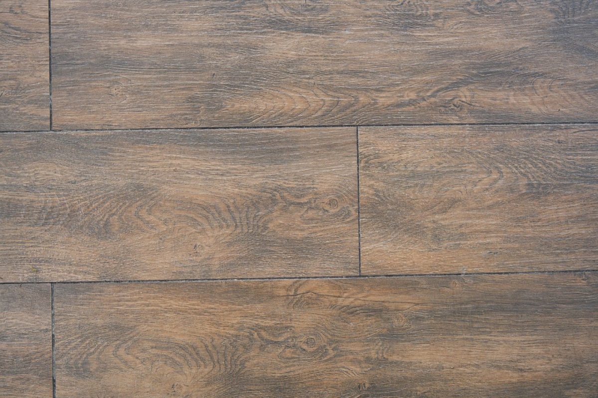 Parquet contrecollé ou stratifié : quel sol choisir