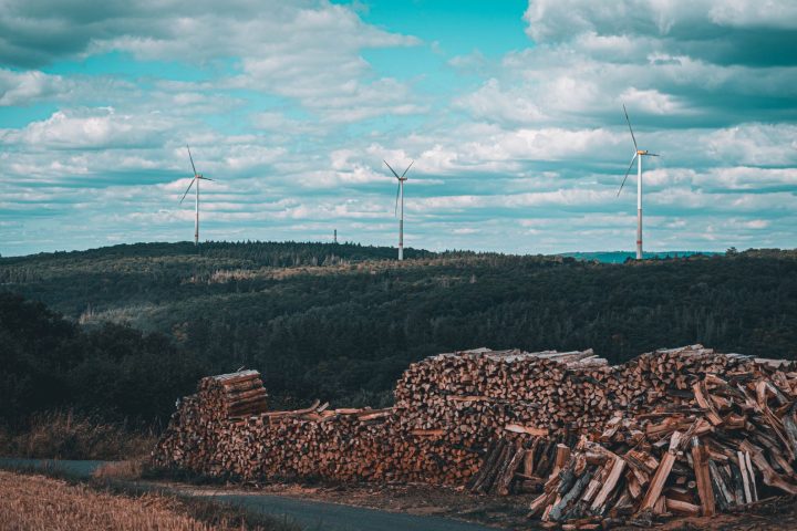 L&rsquo;interdiction de la publicité pour les énergies fossiles : une révolution silencieuse dans votre quotidien