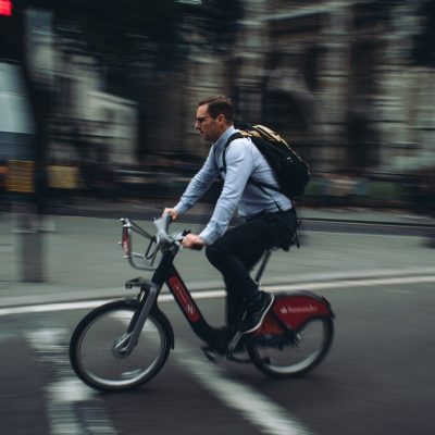 Quel vélo électrique pliant choisir pour trajets quotidiens
